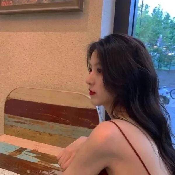 系统刚激活，女神打来求救电话